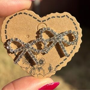 Silver, rhinestone stud earrings - hypoallergenic